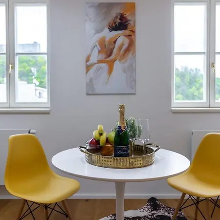 Luxurious, Charming Perfect For Couples Appartement