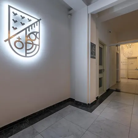 Luxurious, Charming Perfect For Couples Praag